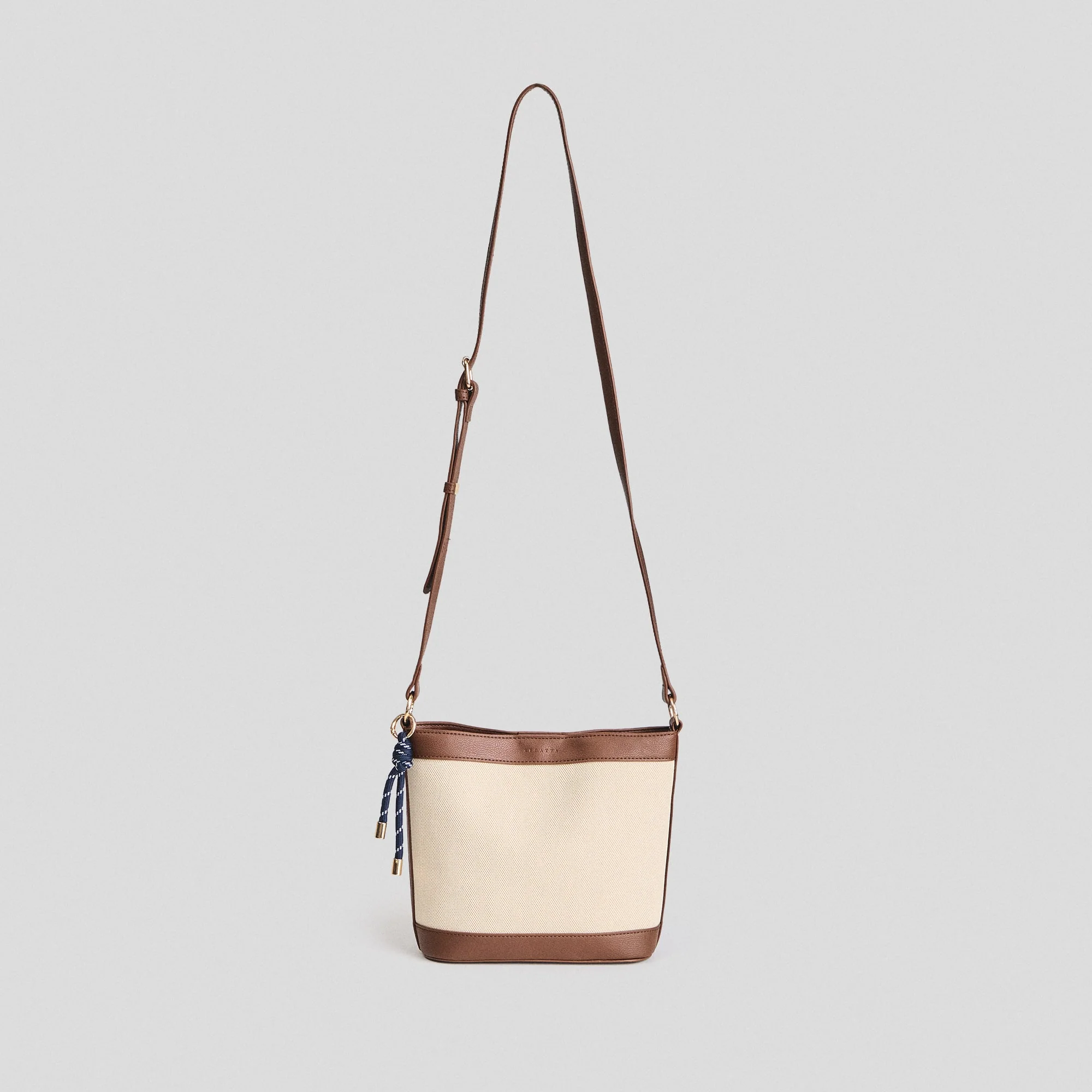 Canvas Bucket Bag - Image 5