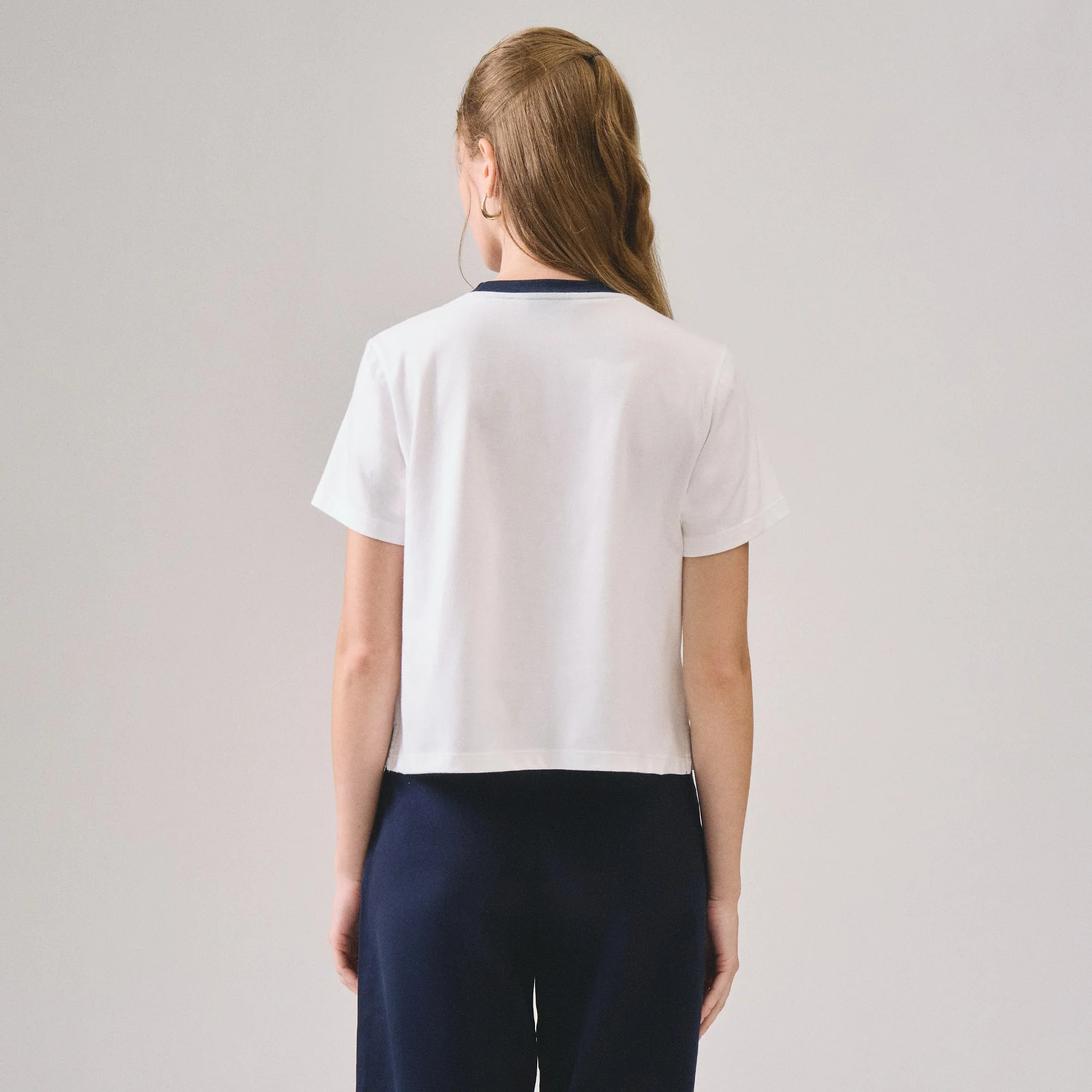 Graphic T-Shirt With Contrast Neckband - Image 3