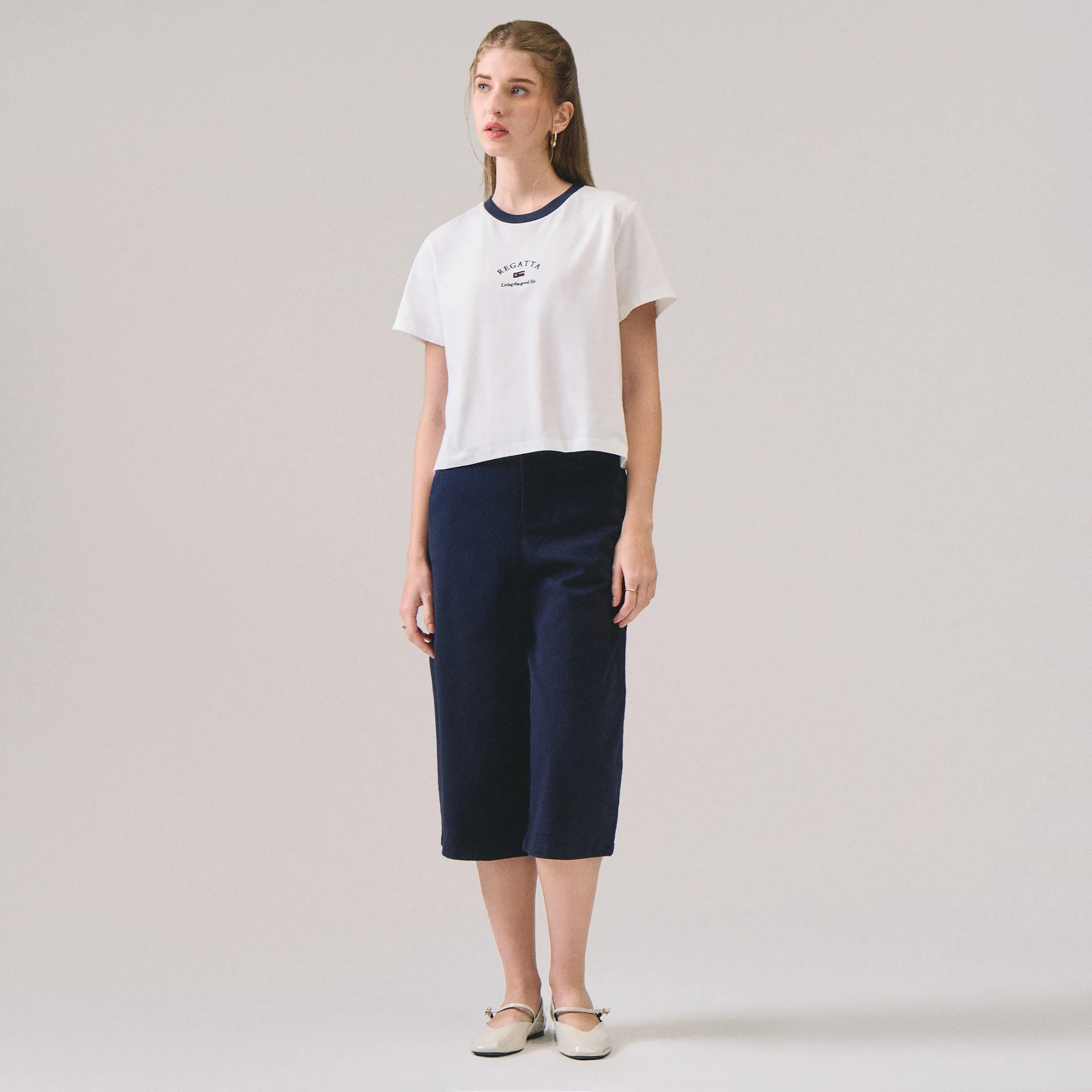 Graphic T-Shirt With Contrast Neckband - Image 5