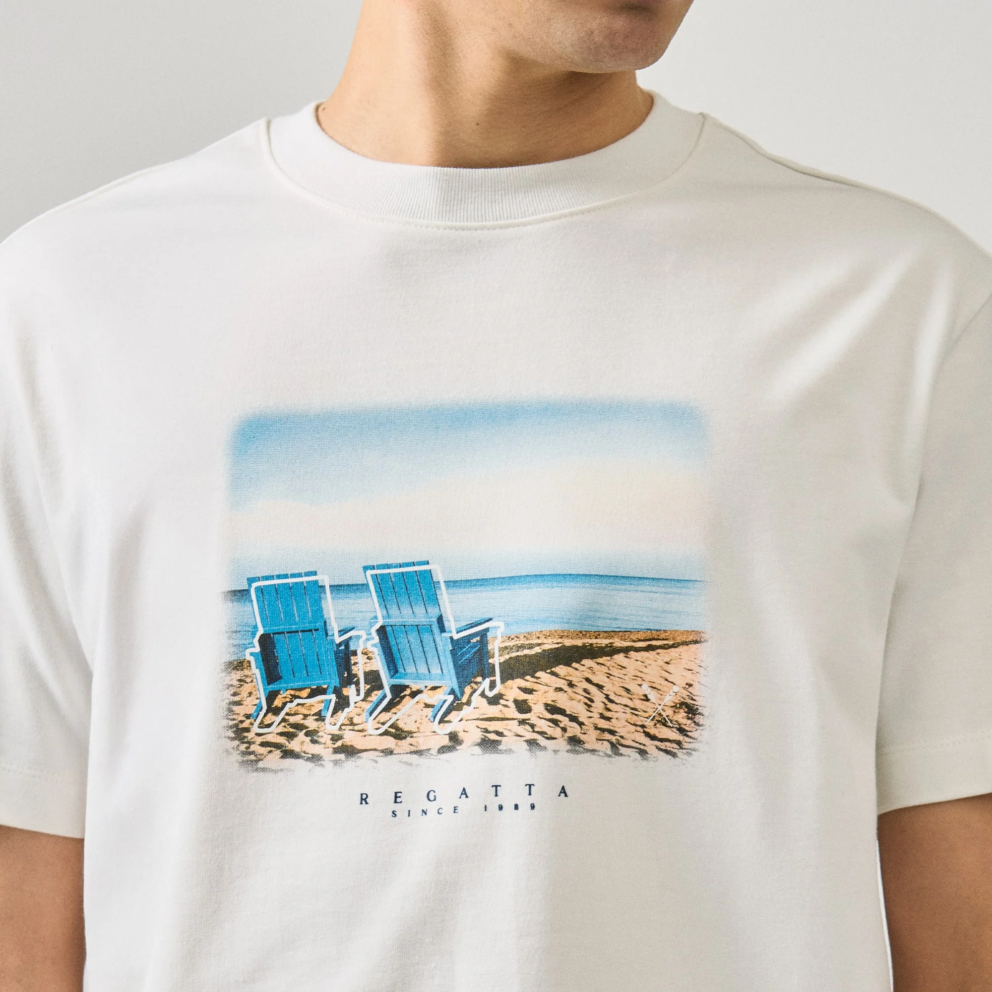 Regular Fit Beach Chair Graphic T-Shirt - Image 2